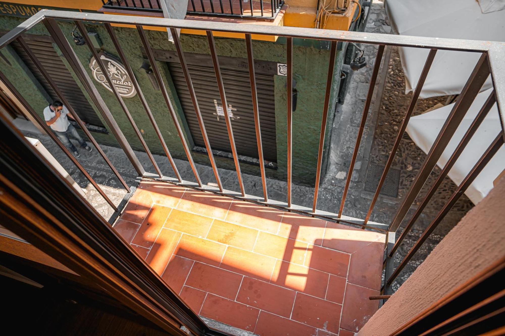 Apartamento La Tana Centro 2 กรานาดา ภายนอก รูปภาพ
